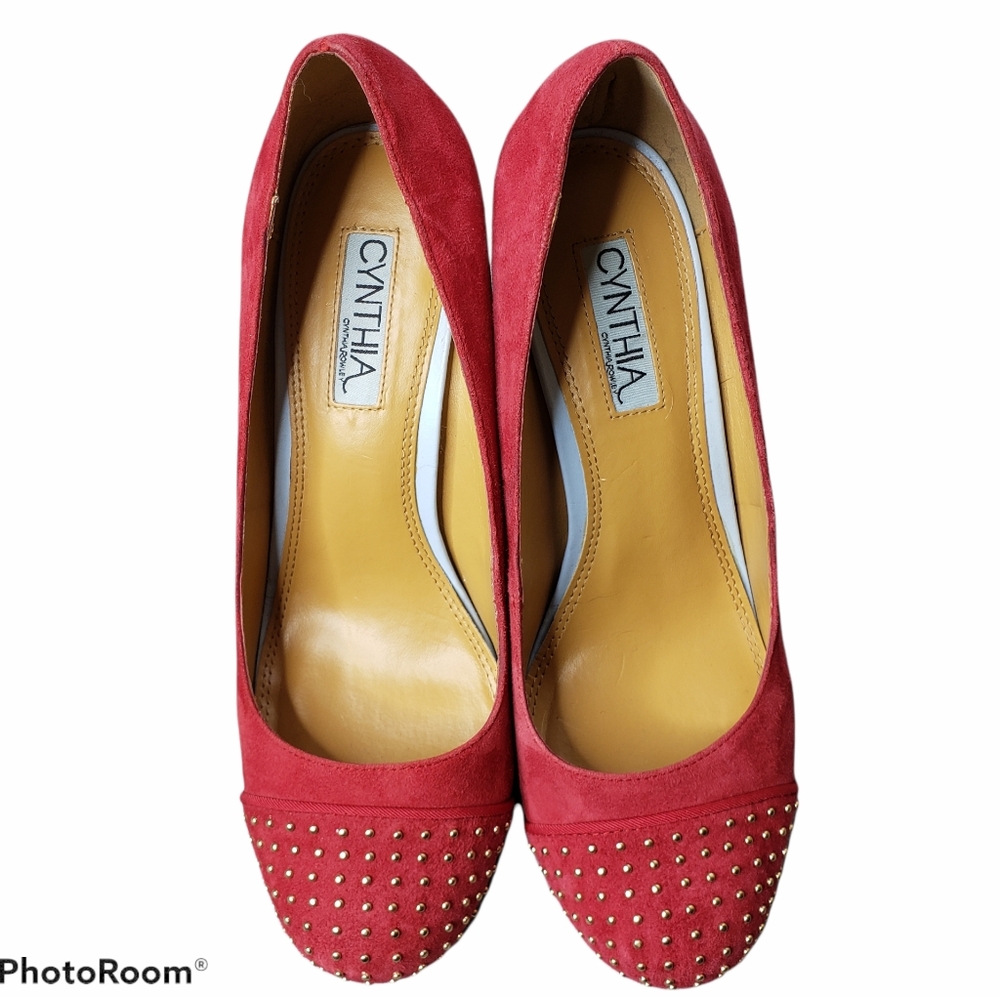 Cynthia Rawley Suede Pumps Gold Studs  Tropical Vacation Dance Events Prom HOCO